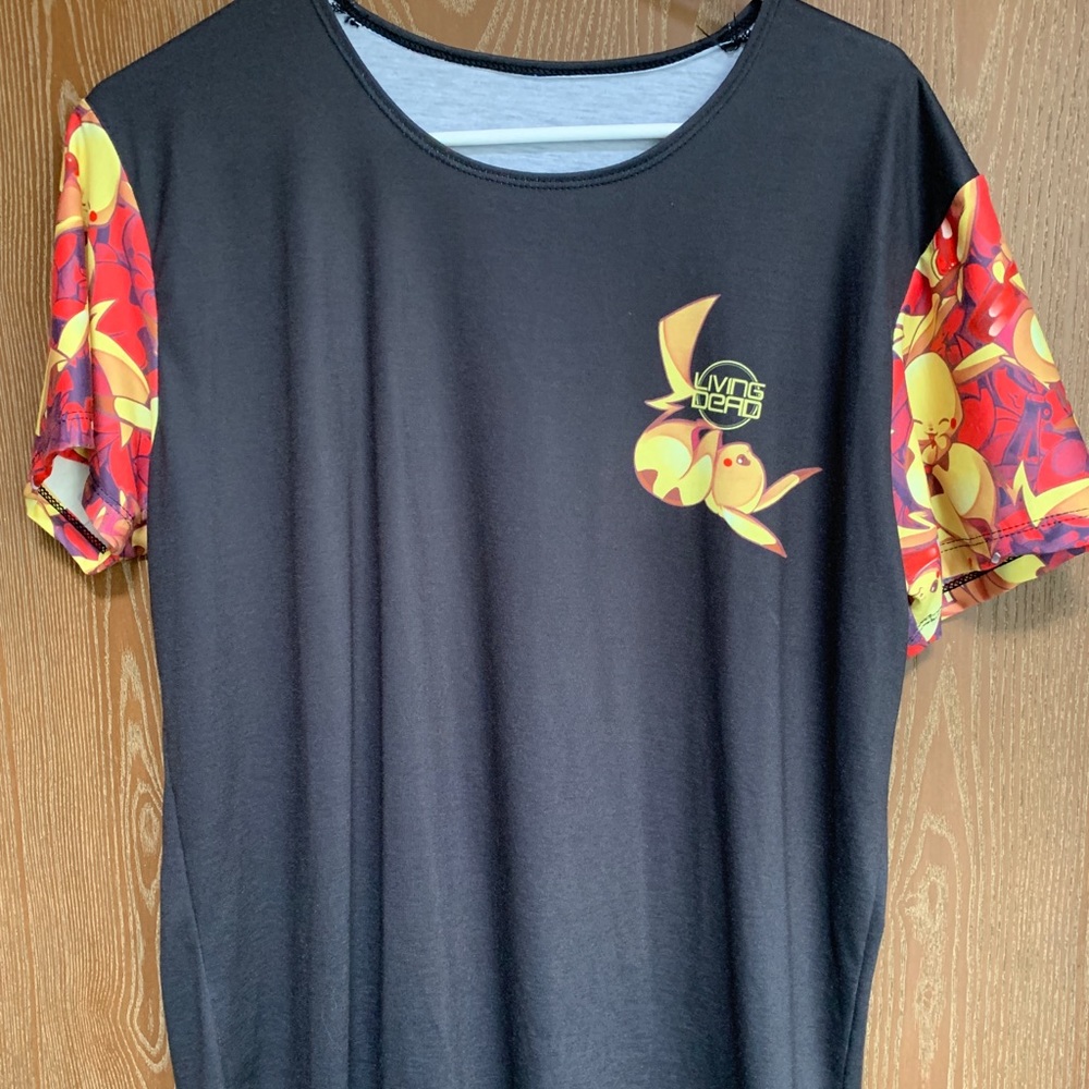 BNWOT Living Dead Clothing Pikachu Ketchup Tee M